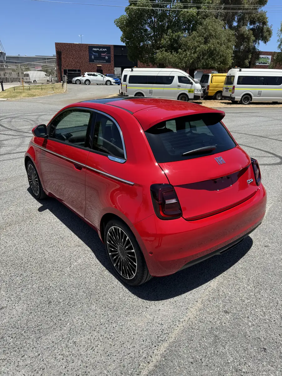 Full detail - Fiat 500e