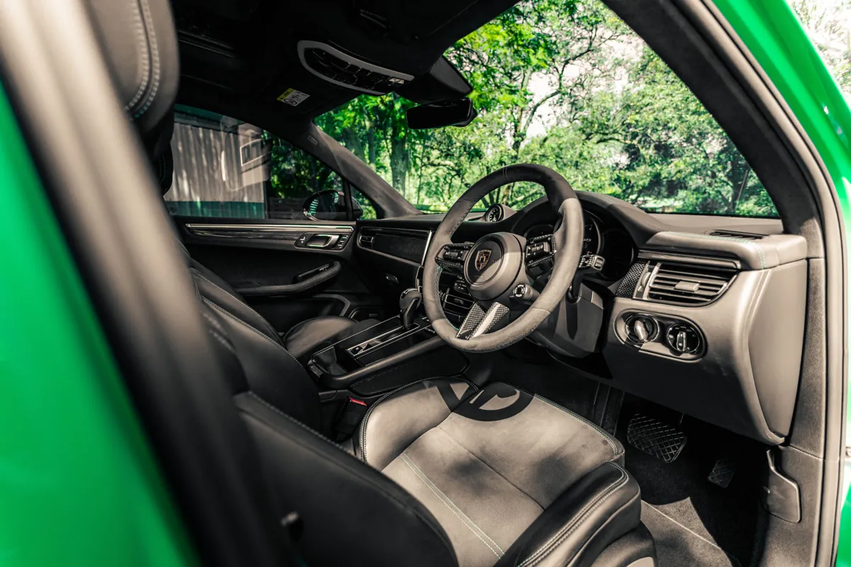 Interior detail - Porsche Macan GTS